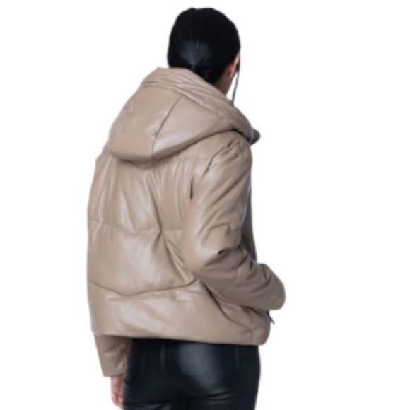 Daniela Cortez Eco Leather Puffer Jacket with Hood in Cognac - Picture 4 of 14